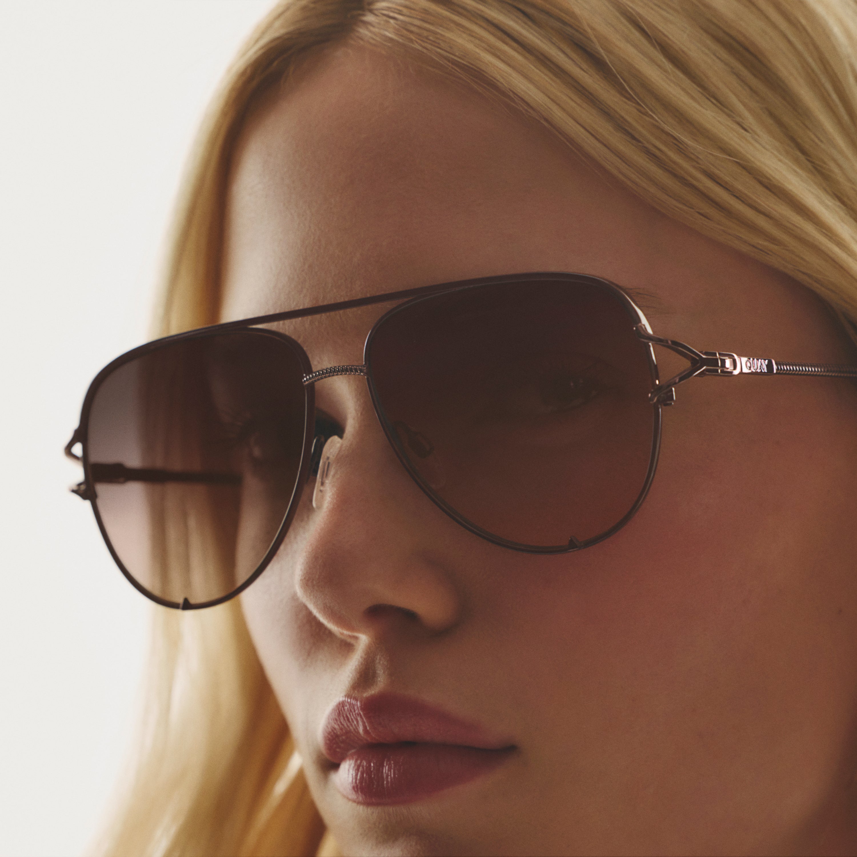 Are aviator sunglasses fashion in style 2019